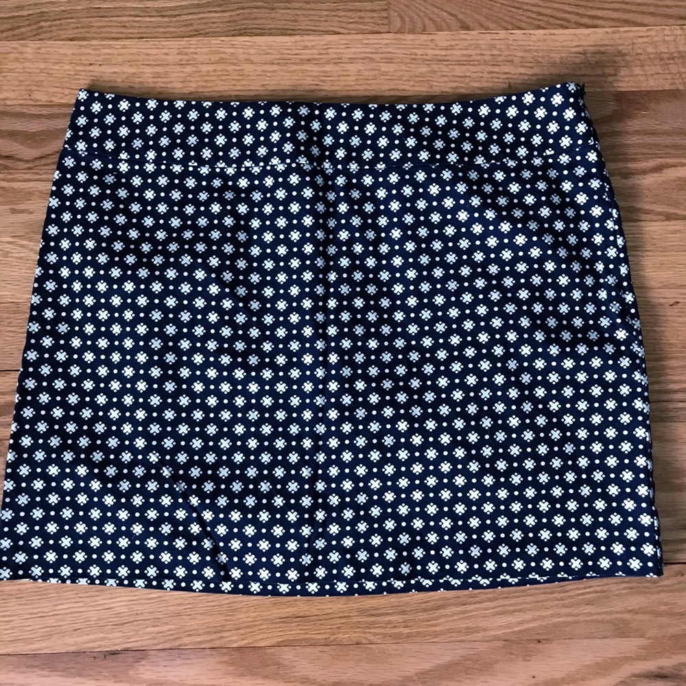 Old Navy geo mod print mini skirt